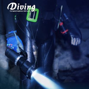 HD10 Diving Flashlight