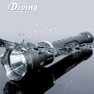 X6 Diving Flashlight